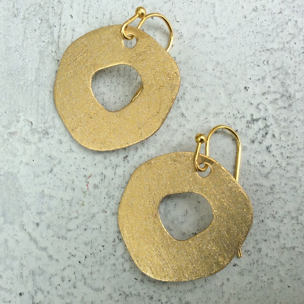 New Earrings gold plated irregular circle